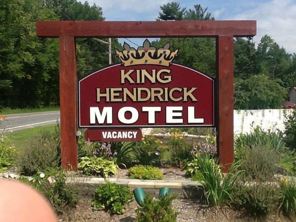 King Hendrick Motel And Suites Lake George Exterior photo