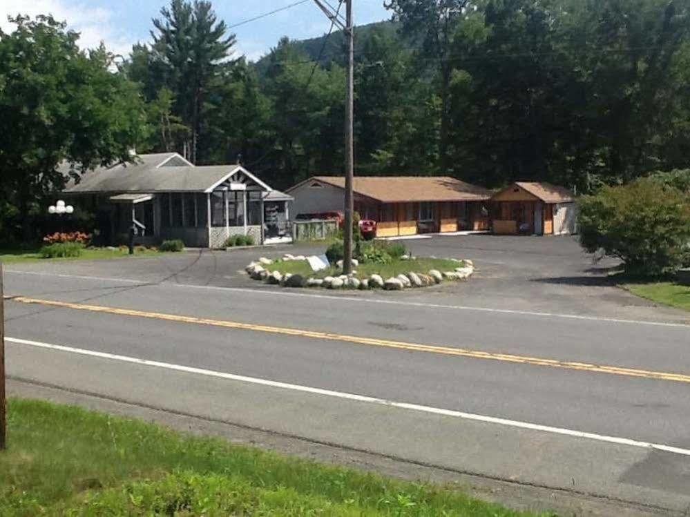 King Hendrick Motel And Suites Lake George Exterior photo