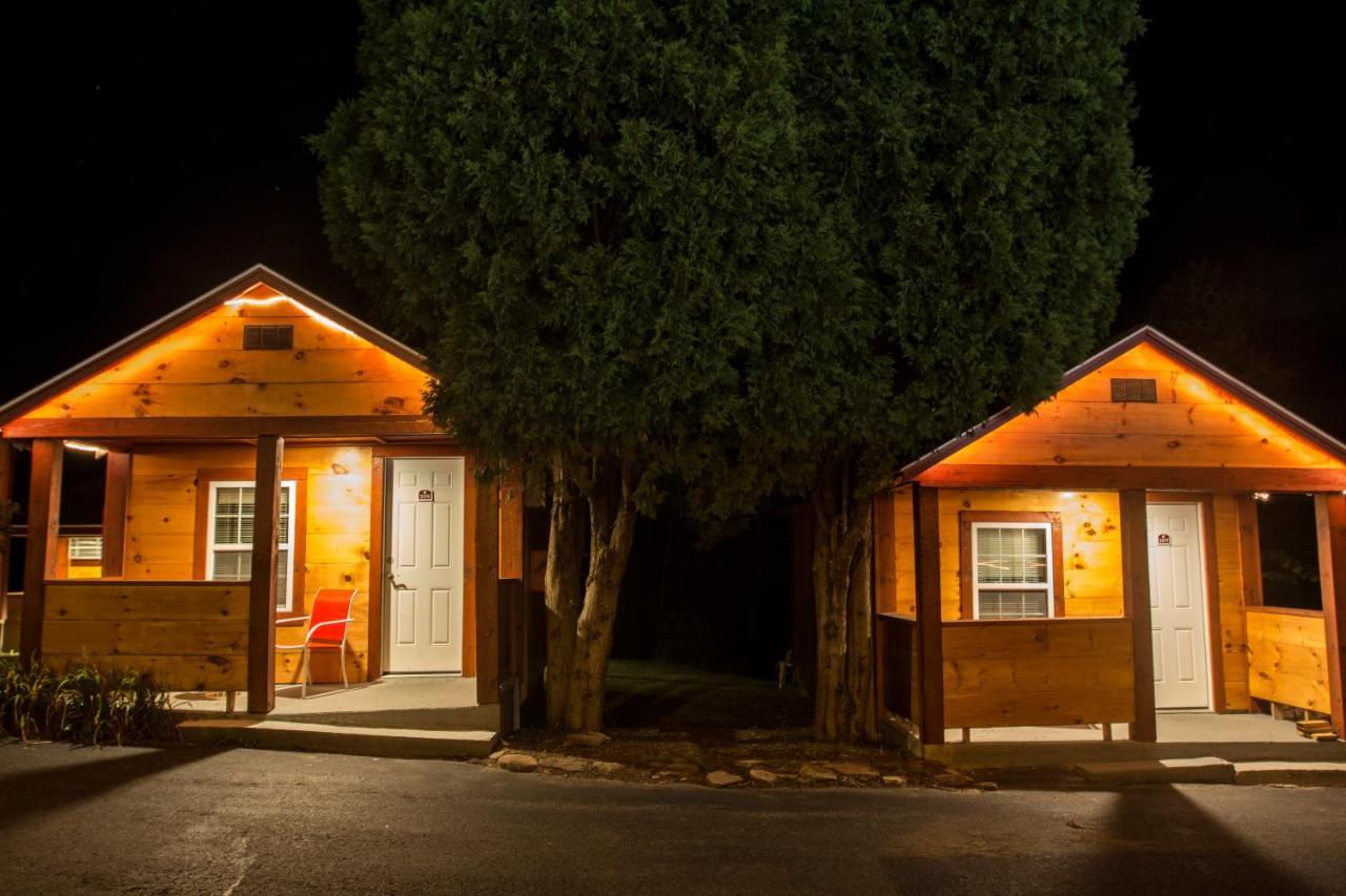 King Hendrick Motel And Suites Lake George Exterior photo
