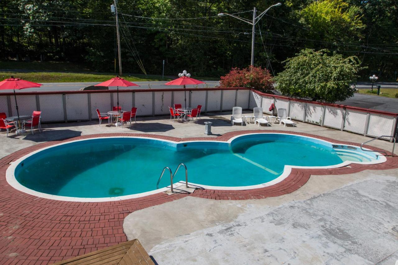 King Hendrick Motel And Suites Lake George Exterior photo